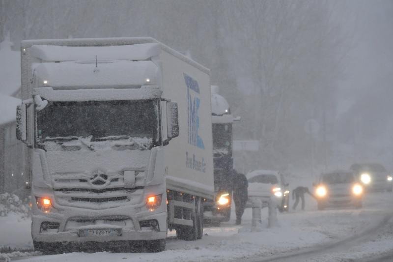 AFP__20241121__36MZ9XQ__v1__HighRes__FranceWeatherSnow
