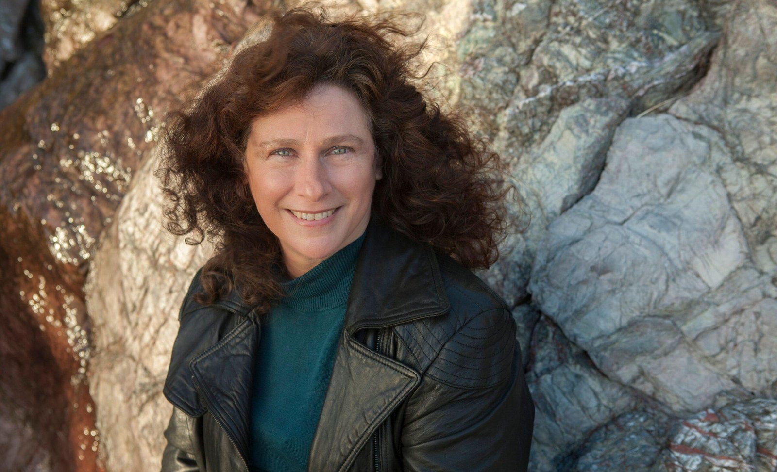 sc_rocksmile-1586641